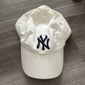 Yankees cap